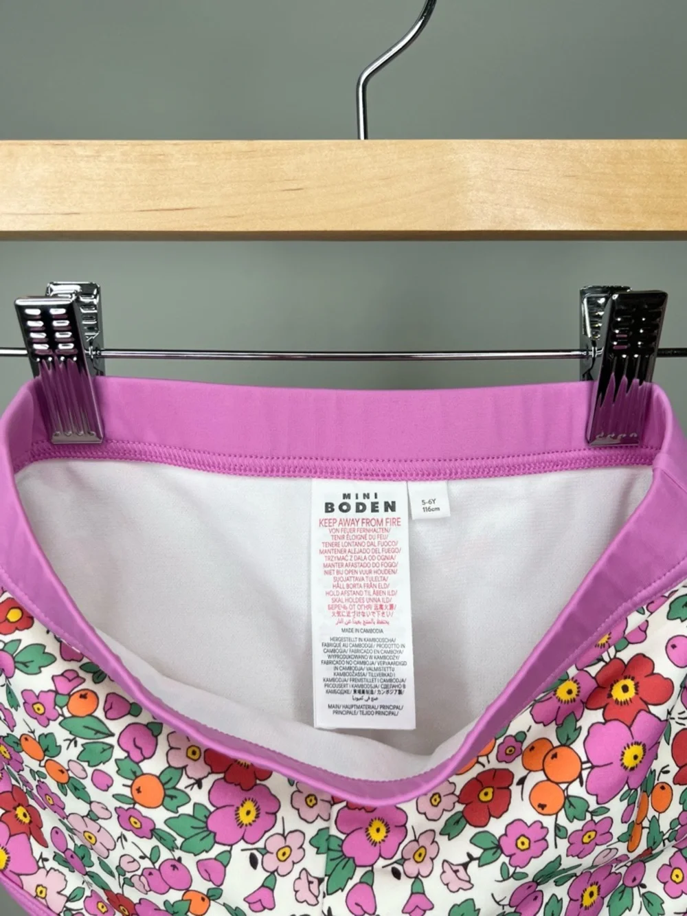Mini Boden - Sunsafe Patterned Rash Vest and Swim Shorts - Apple Blossom Floral - Picture 3 of 7